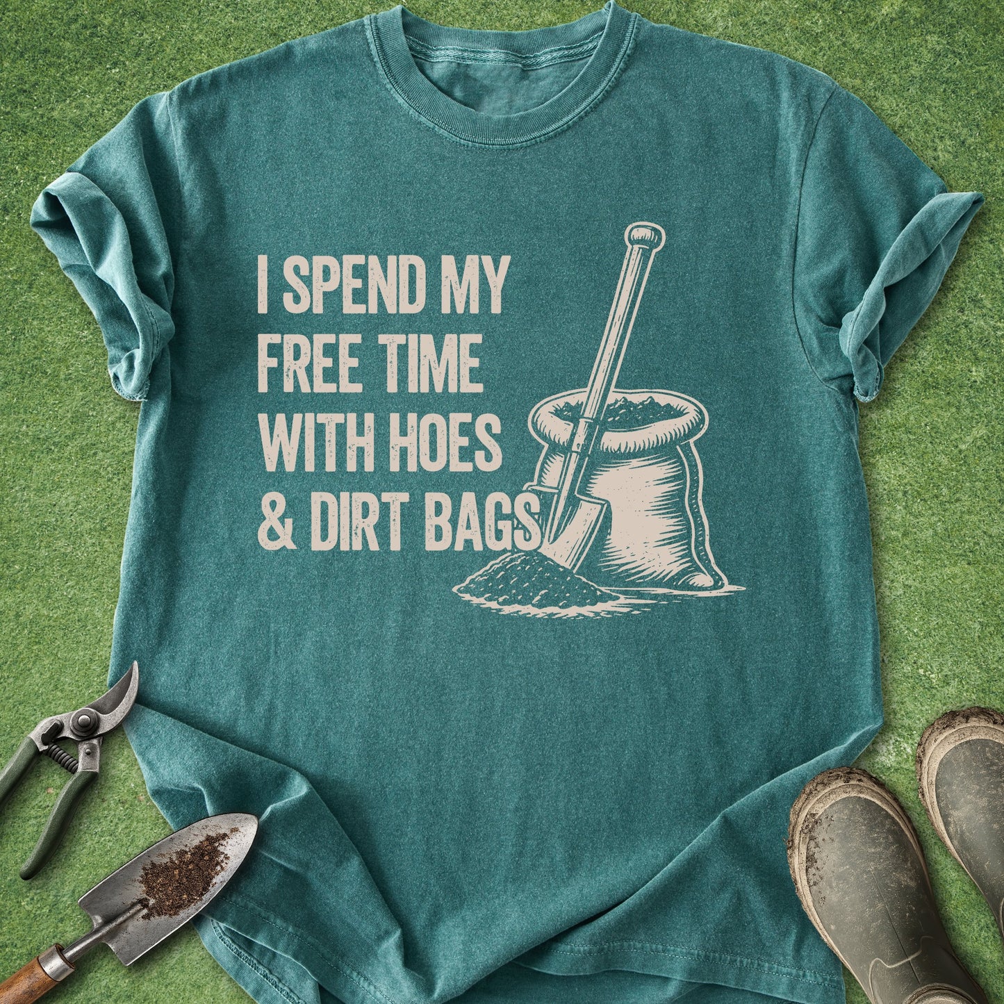 funny gardening shirt hoes and dirt bags quote gardener humor t shirt sarcastic plant lover gift